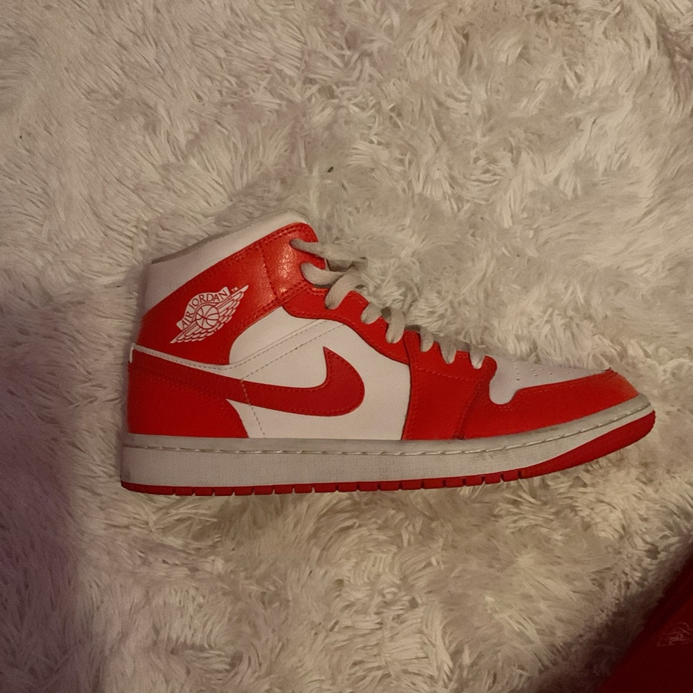 Jordan Women's Sneakers Red and White